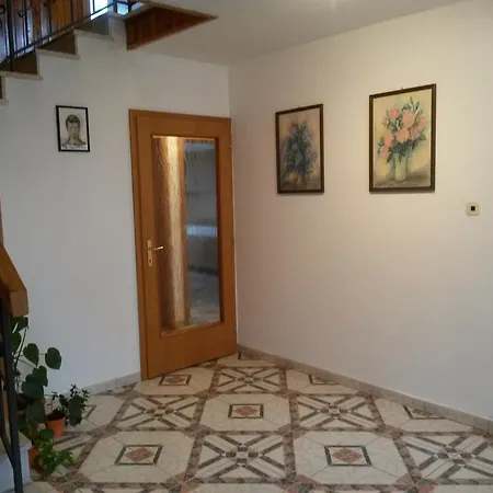 Homestay Vila Kubra Homestay szállás